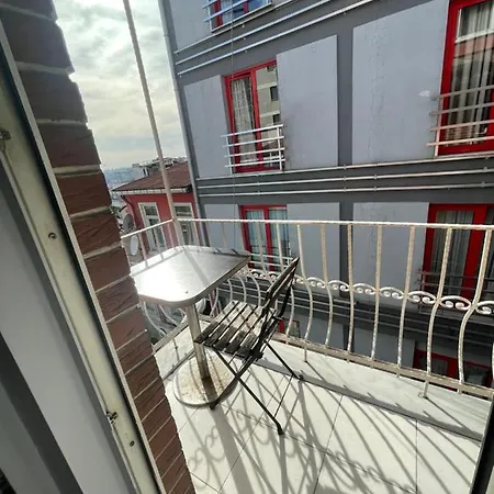 Taksim Rain Apart Otel 4*