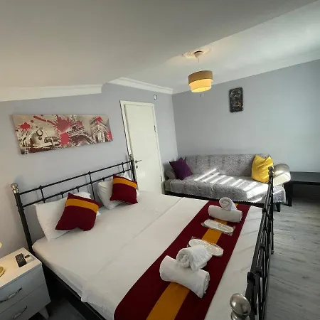 Apart Otel Taksim Rain 4*