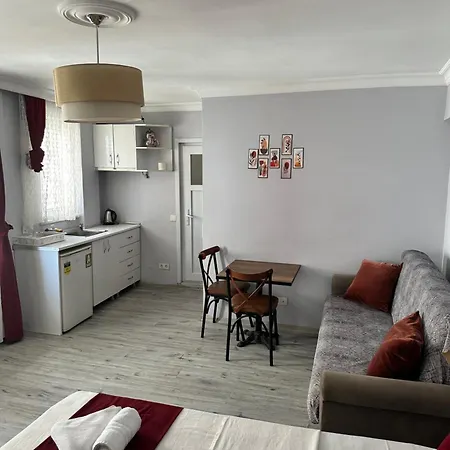 Apart Otel Taksim Rain 4*